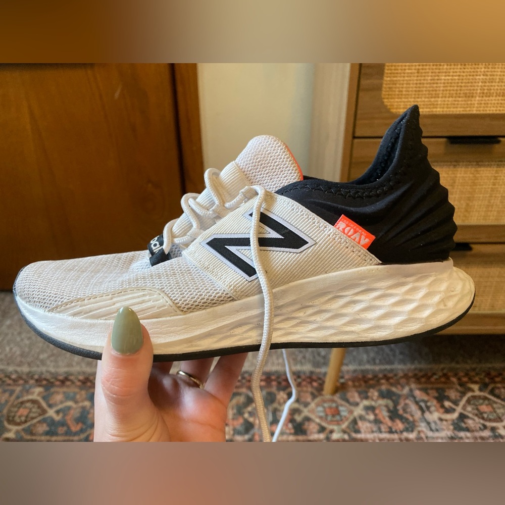 New balance shoes